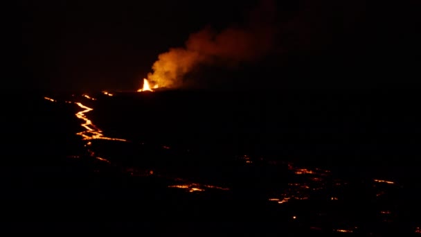 Epic View Lava Fountain Shooting Air Hawaii Mauna Loa Volcano — 비디오
