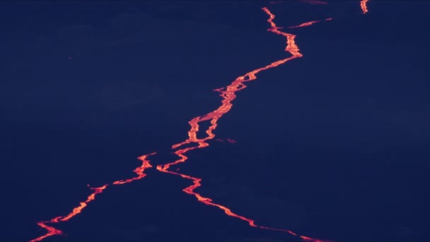 Epic Distant View River Red Hot Molten Lava Flowing Hawaii — Video Stock