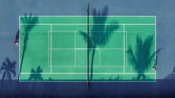 Tenis Oynayan Insanların Üstündeki Havadan Aşağı Tenis Maçının Drone Gün — Stok video