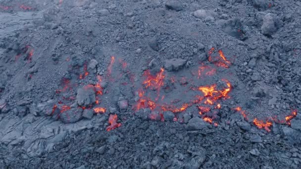 Top Tiro Aereo Drone Lava Calda Rossa Che Scorre Congelamento — Video Stock