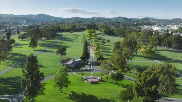 Luchtfoto Los Angeles National Cemetery California Usa Drone Vliegend Boven — Stockvideo