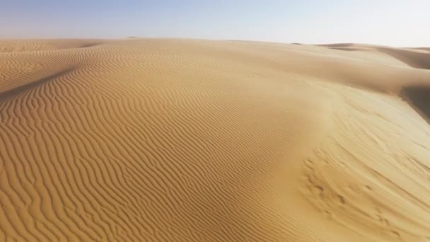 Légi Festői Sivatagi Természet Naplementekor Drón Repül Egyenesen Horizont Felé — Stock videók
