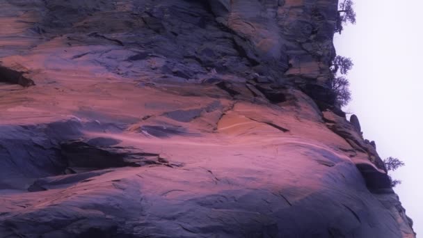 ヨセミテ滝の夕日の風景撮影 ヨセミテ国立公園 カリフォルニア州 アメリカ ホーステルフォールは シエラネバダ山脈のヨセミテ渓谷に位置しています カラフルな自然背景 4K映像 — ストック動画