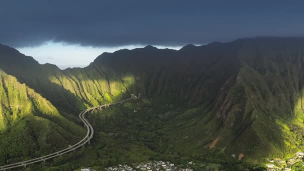 Interstate Road Insel Oahu Hawaii Panorama Landschaft Der Malerischen Autobahn — Stockvideo