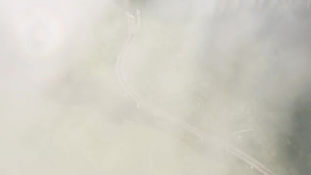 Voo Aéreo Épico Através Nuvem Amanhecer Ensolarado Paisagem Cinematográfica Havaiana — Vídeo de Stock