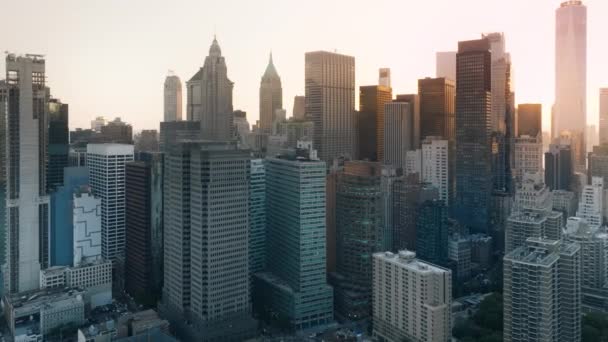 Epic Νέα Υόρκη Cityscape Φόντο Αεροσκάφη Κάτω Από Μανχάταν Κτίρια — Αρχείο Βίντεο