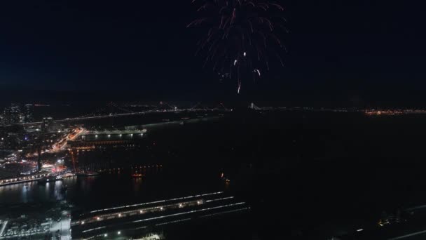 Flygfoto Koncept Nyårsfirande Juli Självständighetsdagen Bakgrund Usa Vackra Färgglada Fyrverkerier — Stockvideo