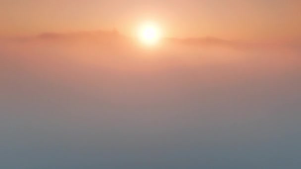 Sonne Steigt Über Endlosem Wolkenmeer Bis Zum Horizont Erstaunliche Natur — Stockvideo