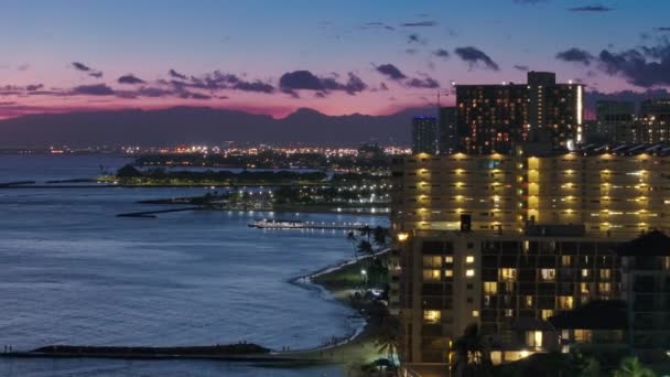 Scénická Panorama Waikiki Letecký Výhled Centra Noční Scénu Krásná Městská — Stock video