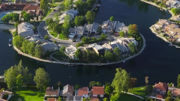 Aerial View Luxury Private Property Lake Calabasas Los Angeles Suburban — Stock Video