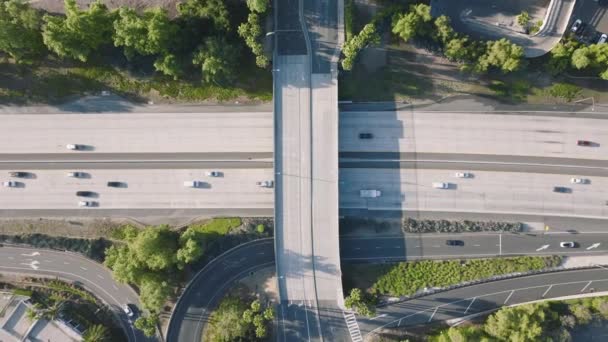 Top Shot City Roads Freeways Calabasas Los Ángeles California Vista — Vídeo de stock