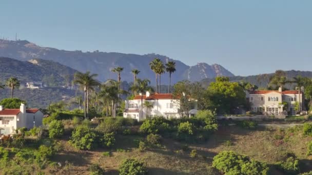 Drohnenflug Über Den Hügeln Von Calabasas San Fernando Valley Einem — Stockvideo