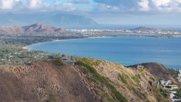 Pittoreska Lanikai Pillbox Trail Kailua Beach Park Vandrare Utforskar Utmanande — Stockvideo
