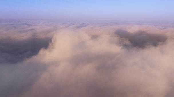 Epicki Dron Hiperpoślizgowy Przelatujący Przez Rajski Krajobraz Chmur Wschodzie Lub — Wideo stockowe