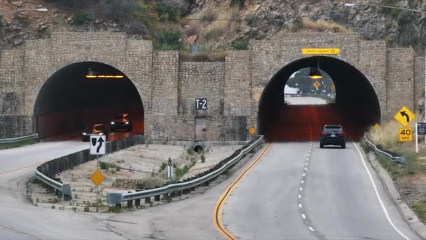 Highway Tunnels Santa Monica Mountains Malibu Los Angeles Suburban California — Stock Video