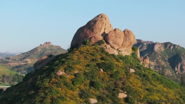 Madártávlat Rocky Malibu Hegységre Kalifornia Usa Szcenírozott Felvétel Malibu Rocky — Stock videók