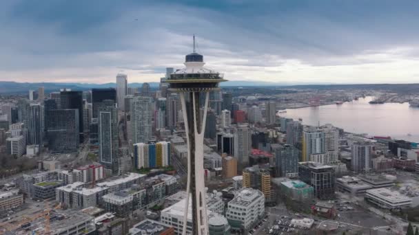 Kasvetli Kış Gününde Seattle Şehir Merkezi Manzarası Hava Bulutluyken Dramatik — Stok video