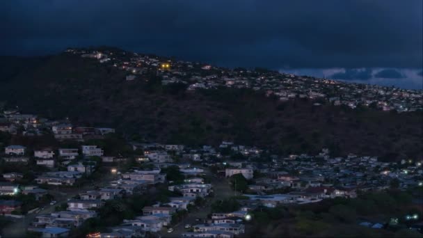 Вильгельмина Райз Хилл После Наступления Темноты Пригородный Округ Столицы Гонолулу — стоковое видео
