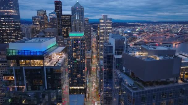 Renkli Günbatımı Gökyüzünde Emlak Işi Geçmişi Washington Alacakaranlık Silueti Seattle — Stok video