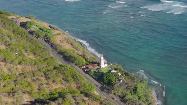 Luchtfoto Van Diamond Head Lighthouse Zonnige Zomerdag Scenic Witte Hoge — Stockvideo