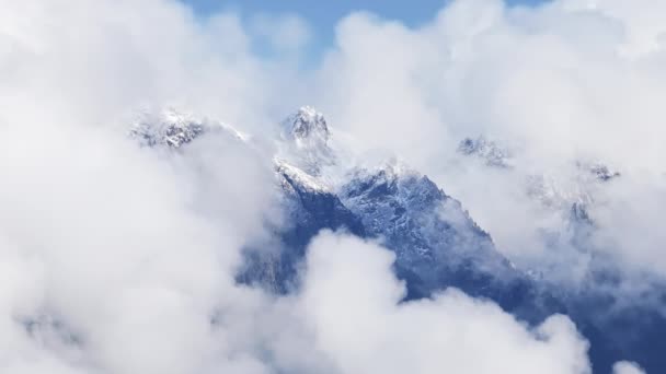 Βόρεια Cascades Ορεινό Τοπίο Κορυφής Κινηματογραφικά Σύννεφα Ένα Τηλεκατευθυνόμενο Αεροπλάνο — Αρχείο Βίντεο
