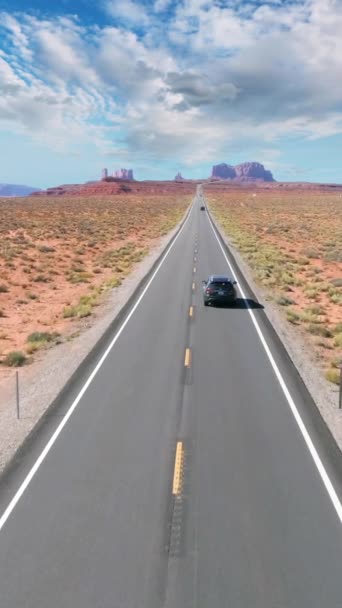Κάθετο Βίντεο Monument Valley Highway 163 Γραφική Διαδρομή Αεροπλάνο Drone — Αρχείο Βίντεο