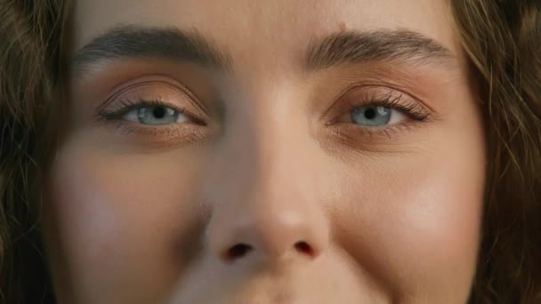 Tiro Perto Pessoas Diversas Positivas Olhos Colagem Olhos Humanos Olhos — Vídeo de Stock