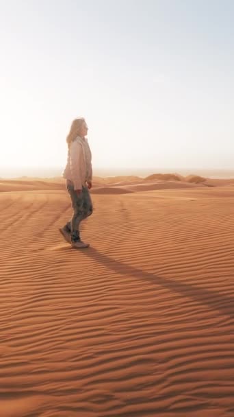Vertical Video Person Likely Girl Walks Sandy Field Beautiful Dunes — Stock Video