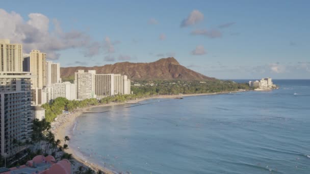 시간대는 오아후 와이키키 Waikiki Beach 와이키키 Oahu 고요한 조용한 바다와 — 비디오