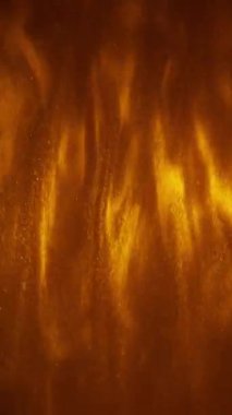 Dikey Ekran: Parlak Altın Sıvı Hareketleri Sanatsal ve Tiyatral Temalar İçin Özgün Soyut Bir Arkaplan Oluşturuyor. Büyüleyici ve Çekici Görseller Dikey Görünümler için Mükemmel. 