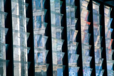 Berlin, Almanya 'da ofis dolup taşıyor..