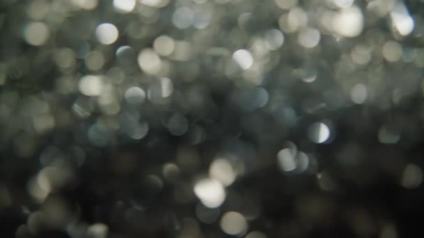 Mesmerizante Slow Motion Filmagem Festive Foil Tinsel Close Capturando Essência — Vídeo de Stock