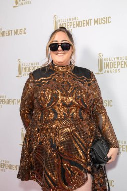 Şarkıcı Brianna, 30 Temmuz 2025 'te Los Angeles' taki The Avalon, Hollywood 'da düzenlenen Hollywood Bağımsız Müzik Ödülleri' ne geldi..