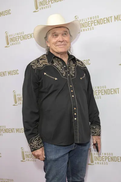 Dolylamby 's Posse, 30 Temmuz 2025' te Los Angeles 'taki The Avalon, Hollywood' da düzenlenen Hollywood Bağımsız Müzik Ödülleri 'ne ulaştı..