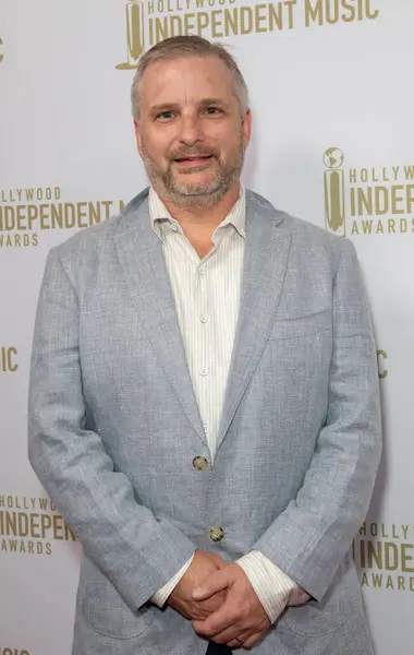 Frank Handy, 30 Temmuz 2025 'te Los Angeles' taki The Avalon, Hollywood 'da düzenlenen Hollywood Bağımsız Müzik Ödülleri' ne ulaştı..