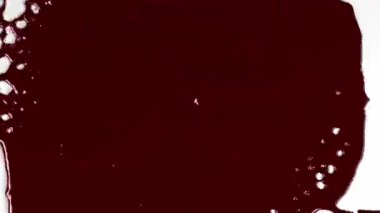 Sade bir zeminde kan dolaşımı. Sıvı, ıslak, su, kan