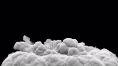 Şeffaf bir arkaplanda alfa kanallı farklı duman türleri.