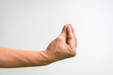 Çimdiklenmiş parmak hareketi. İzole İtalyan eli Ma Che Vuoi ya da el çantası işareti. Beyaz arkaplanda.