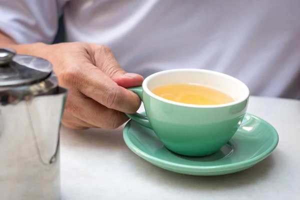 Man Holding Cup Chamomile Tea Close View — Stock Photo, Image