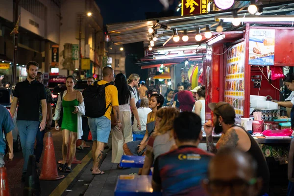 Kuala Lumpur Malasia Julio 2023 Escena Callejera Chinatown Durante Noche —  Fotos de Stock