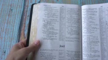 İncil 'in Eski Ahit' inde Joel 'in kitabı..