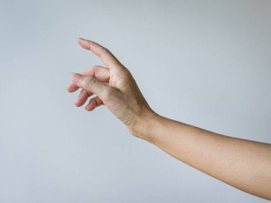 Kadın el hareketi, parmak işareti, gösterme, dokunma. Beyaz arkaplanda izole.