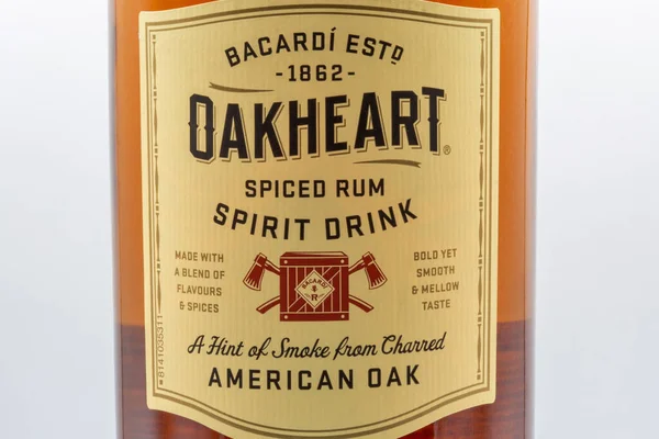 Kyjev Ukrajina Května 2023 Lahvová Etiketa Lihoviny Oakheart Spiced Rum — Stock fotografie
