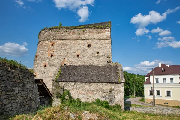 Eski Taş Ortaçağ Stephen Bathory Kapısı Ukrayna Nın Kamianets Podilskyi — Stok fotoğraf