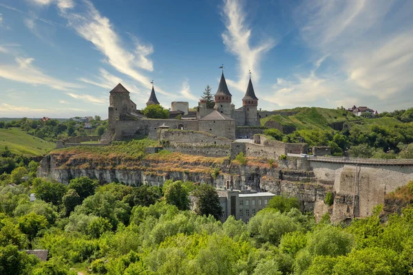 位于乌克兰Kamianets Podilskyi历史部分的城堡 它是一座前鲁塞尼亚 立陶宛城堡 后来又是一座由三个部分组成的波兰城堡 — 图库照片