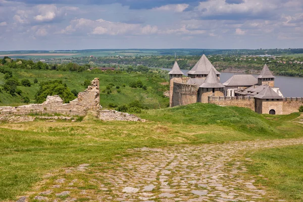 Fortaleza Khotyn Río Dniester Complejo Fortificación Medieval Ucrania —  Fotos de Stock