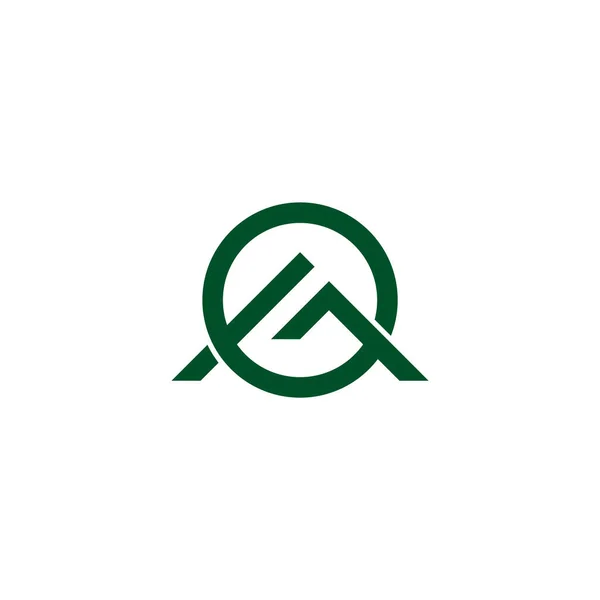 Letra Triángulo Geométrico Verde Montaña Logo Vector — Vector de stock