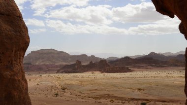 Kaya ve kırmızı arazi, ulusal jeolojik Timna parkında, İsrail