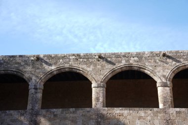 Ortaçağ Saint John Şövalyeleri Hastanesi 'nde. Şimdi Yunanistan 'ın Rodos Arkeoloji Müzesi.