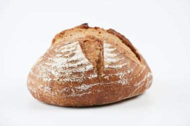 Taze çavdar ekmeği ya da tam tahıllı ekmek. Çıtır çıtır ekmekli sağlıklı ekmek.